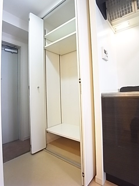 プレジール灘の収納