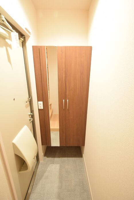 ラーク　ヒルズの玄関