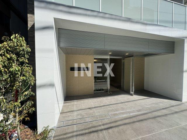 横浜市中区三吉町の賃貸マンションのエントランス