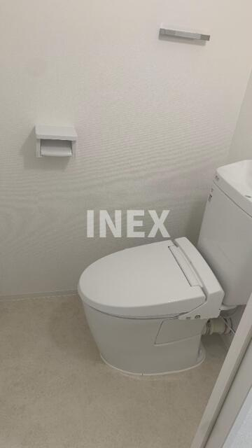 横浜市中区三吉町の賃貸マンションのトイレ