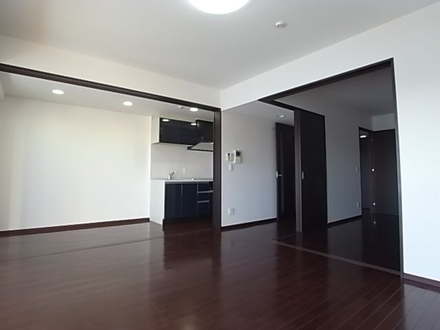 サニープレイス西芦屋　2号館の居間・リビング
