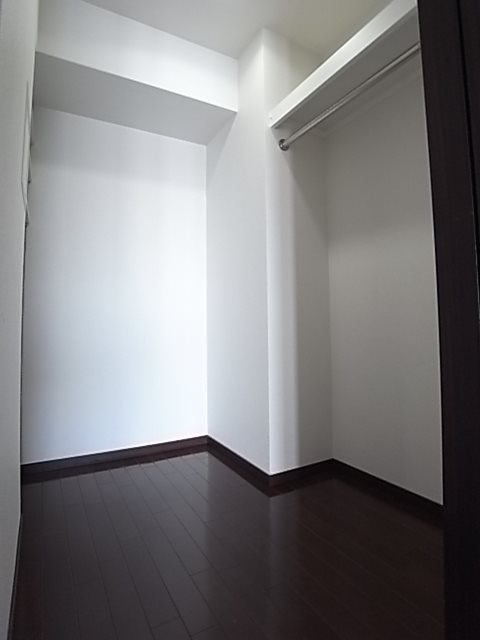 サニープレイス西芦屋　2号館の収納