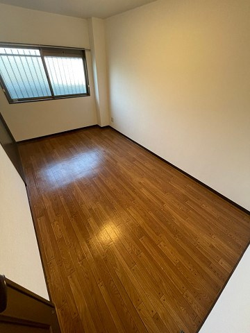 ロードハイツ甲東園の寝室