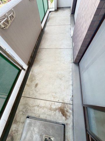 リジェール宝塚のバルコニー