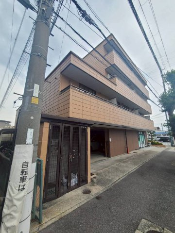 ドミール小林の外観