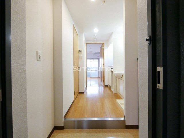 エスリード上本町北の玄関|ゆったりとした玄関です