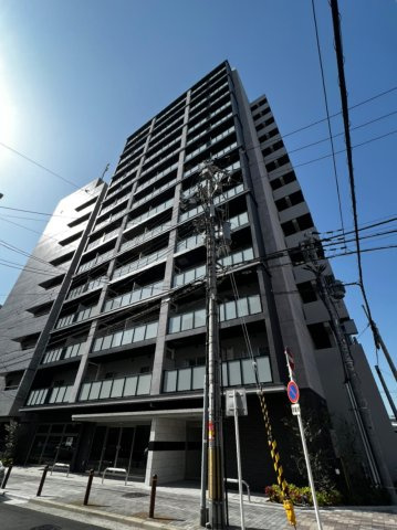 エルプレイス本町の外観