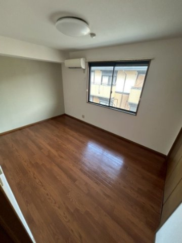 プレステージ芦屋 F棟の寝室