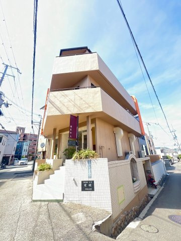 ライフシティサカイの外観
