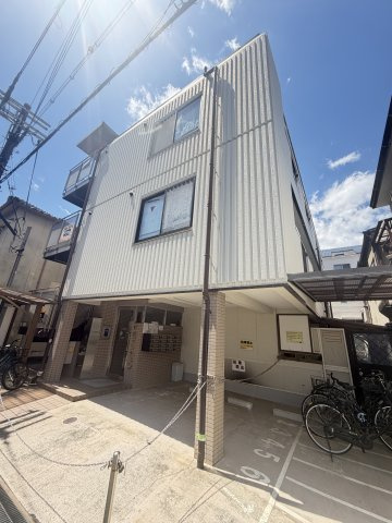中央マンションの外観