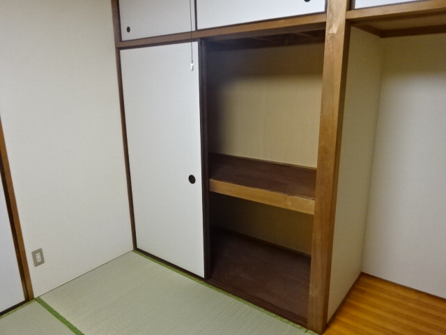 メゾンドール西久保Ⅰの収納