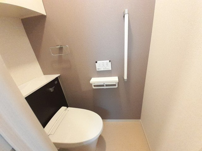 【トイレ】 | シャトーエレガント | トイレです