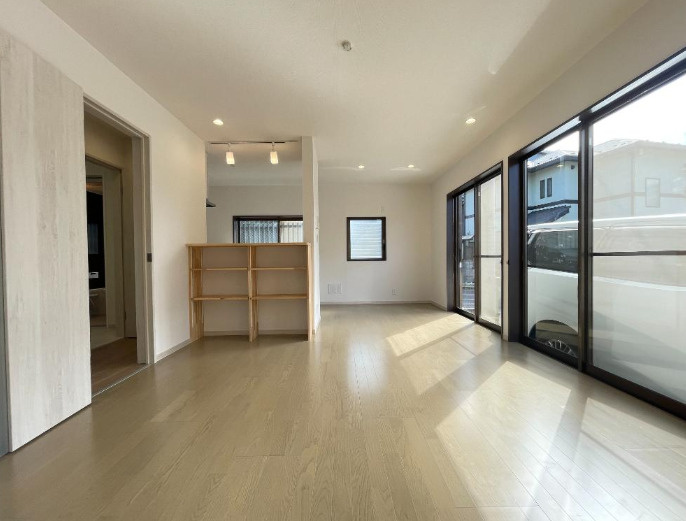 海老名市杉久保南3丁目　中古戸建の居間・リビング