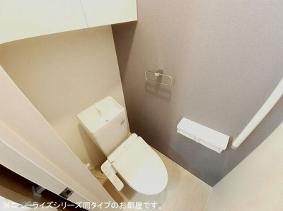 【トイレ】 | ルミエール・シエルⅠ | ゆったりとした空間のトイレです