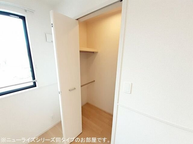 【収納】 | ルミエール・シエルⅠ | 小物を収納するのに便利です