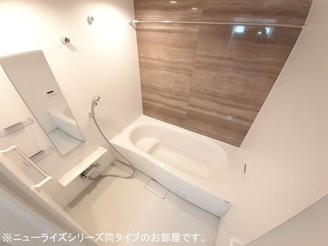 【浴室】 | ルミエール・シエルⅡ | お風呂で日々の疲れを落としましょう