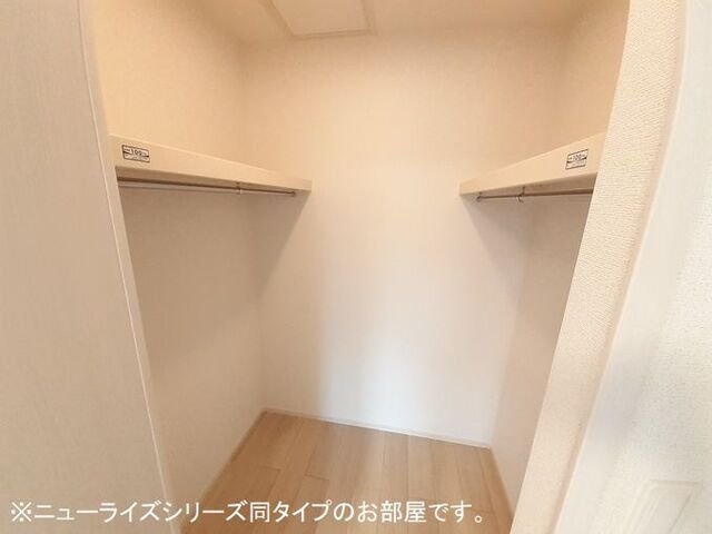 【収納】 | ルミエール・シエルⅡ | 小物を収納するのに便利です