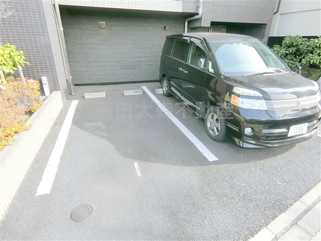 ブライズ大森東DUE(デュエの駐車場