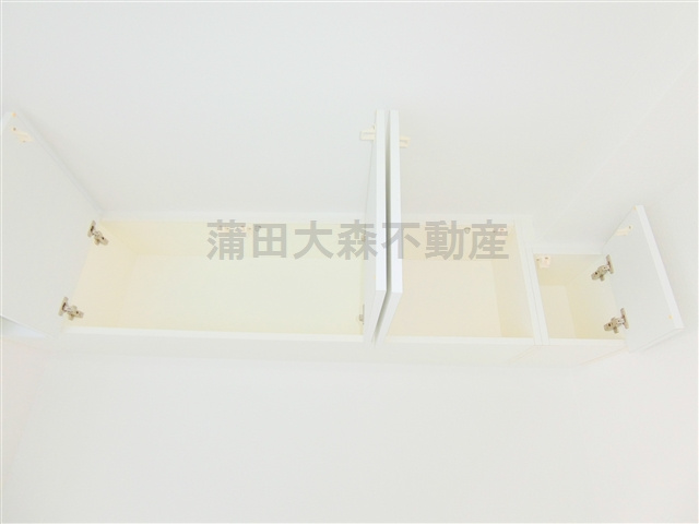 ブライズ大森東DUE(デュエの設備|洋室上部吊戸棚