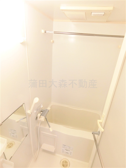 ブライズ大森東DUE(デュエの浴室|浴室乾燥機付きのバスルーム　バストイレ別