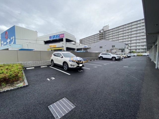 【駐車場】 | エスリード大阪クレストコート