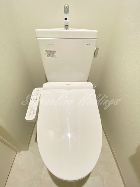 茅ヶ崎市南湖３丁目のアパートのトイレ