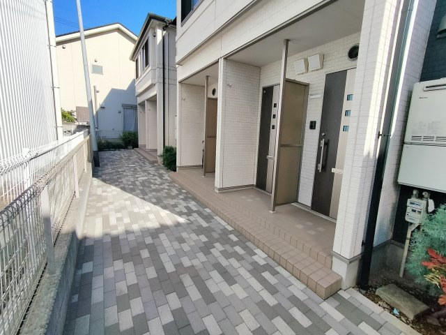 プランドールのエントランス|ゆとりのあるエントランスです