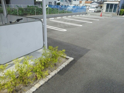 【駐車場】 | ルミエール山越