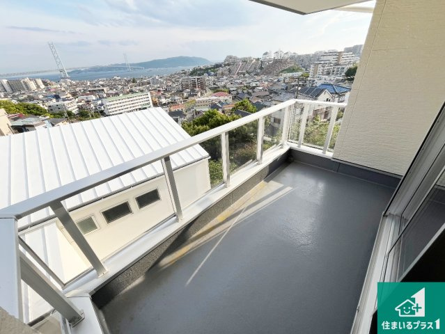 神戸市垂水区西舞子　新築一戸建てのバルコニー|ワイドバルコニーは洗濯物を干すスペースが広いのでご家族が多くても安心！
