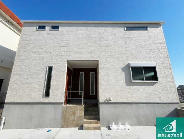 神戸市垂水区西舞子　新築一戸建ての外観|お客様に長く安心して住んでいだだける事にこだわった家づくり！住んでからのアフターサービスにもしっかりと取り組んでいます！