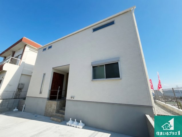 神戸市垂水区西舞子　新築一戸建ての外観|お客様に長く安心して住んでいだだける事にこだわった家づくり！住んでからのアフターサービスにもしっかりと取り組んでいます！
