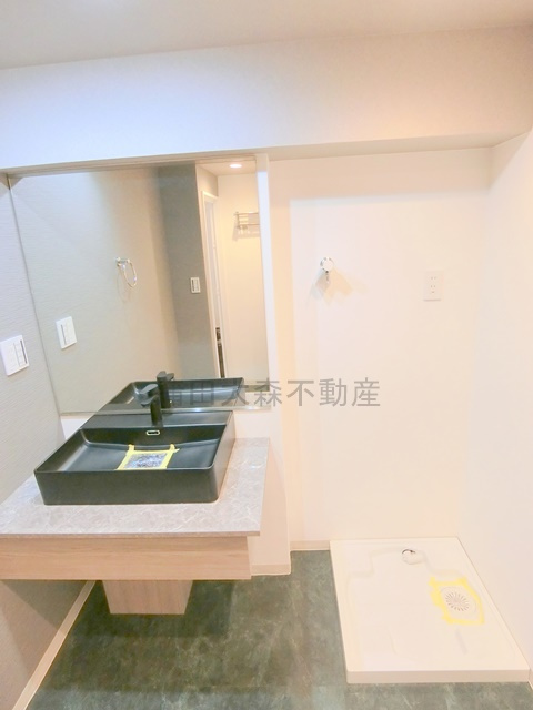 グランデ蒲田の洗面所|洗面脱衣所　独立洗面台　室内洗濯機置き場