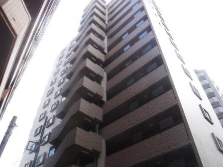 マンションアクロス西巣鴨の外観