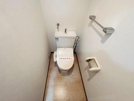 マンションアクロス西巣鴨のトイレ