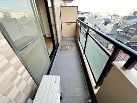 マンションアクロス西巣鴨のバルコニー