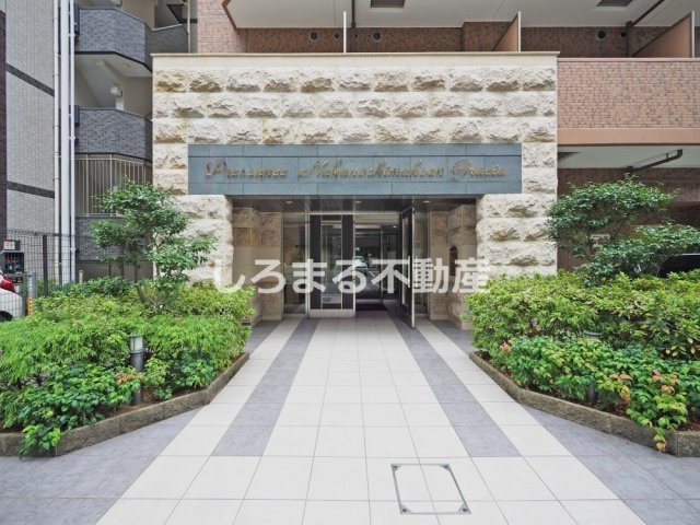 プレサンス中之島公園グラシアのエントランス