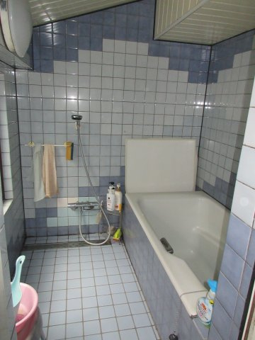 堀ノ内町１丁目借地権付建物
