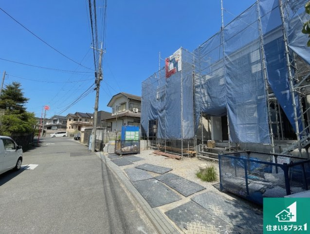 ★5(土)6(日)現地見学可能！★大津市向陽町　全2邸　の前面道路含む現地写真|周辺は落ち着いた街並みの住宅地！子育てがしやすい住環境です！まだ未完成ですが、現地でしかわからない事もございます。是非一度ご覧ください。