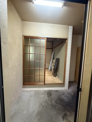 リラッサ清水1階店舗