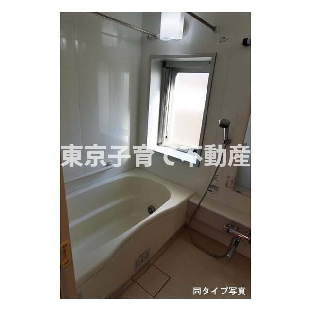 コンフォリア本駒込の浴室