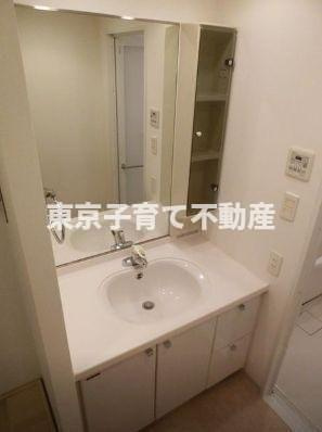コンフォリア本駒込の洗面所