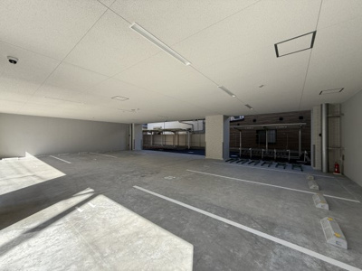 【駐車場】 | スプランディッド城東関目