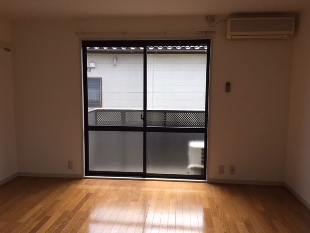 メルベーユ空港前の居間・リビング