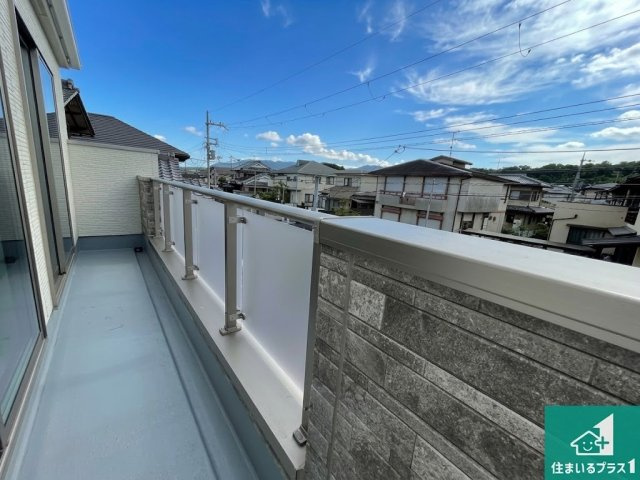 ★現地見学可能！★　大津市向陽町　全2邸　のバルコニー|日当たりのよいバルコニー！お部屋が開放的に！