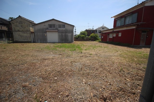 小山市間々田の外観|南西側との境界部分（2026年5月撮影）