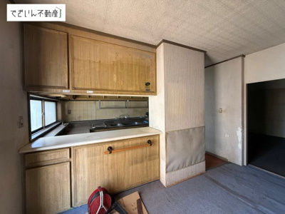 【居間・リビング】 | 行田市深水町　中古住宅   | 現地(2026年5月撮影)
リフォーム前