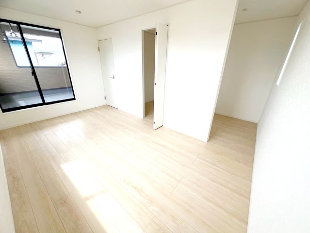 吉田町住吉　第13／の洋室