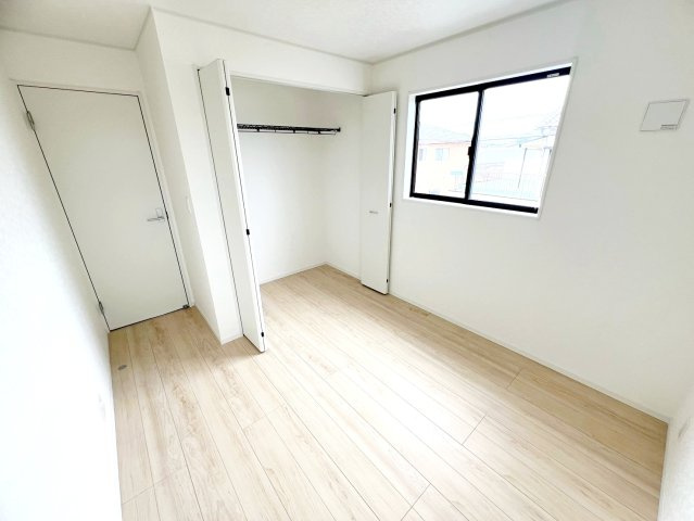 吉田町住吉　第13／の洋室