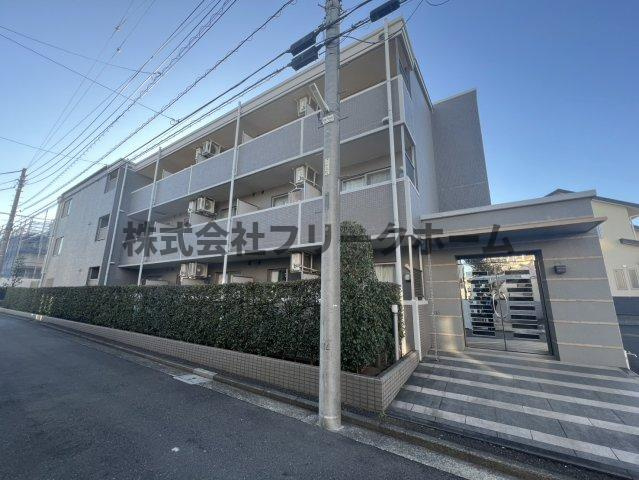 武蔵野市境２丁目の賃貸マンションの外観