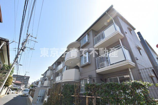 アソシエ―ル文京白山の外観